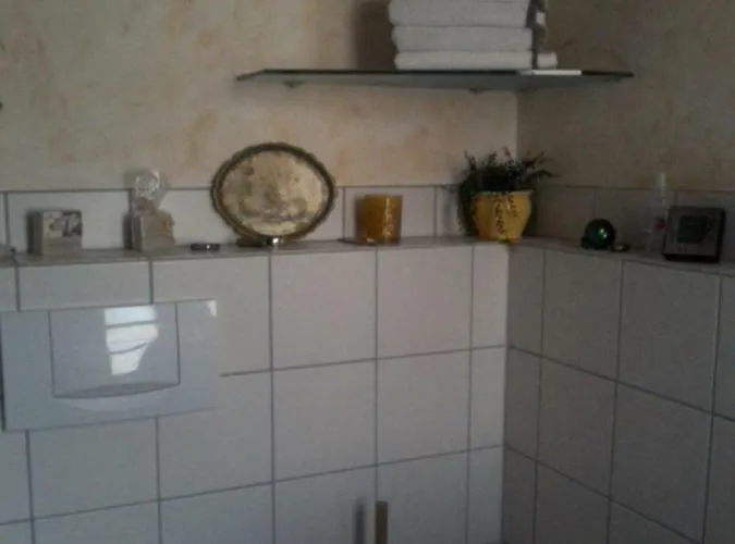 Messezimmer Naehe Zentrum * كولونيا